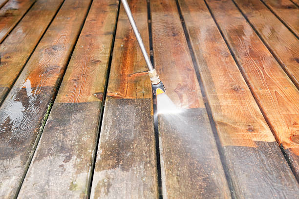 Why Choose Our Certified Pressure Washing Experts for Your Project Needs in Monfort Heights, OH?
